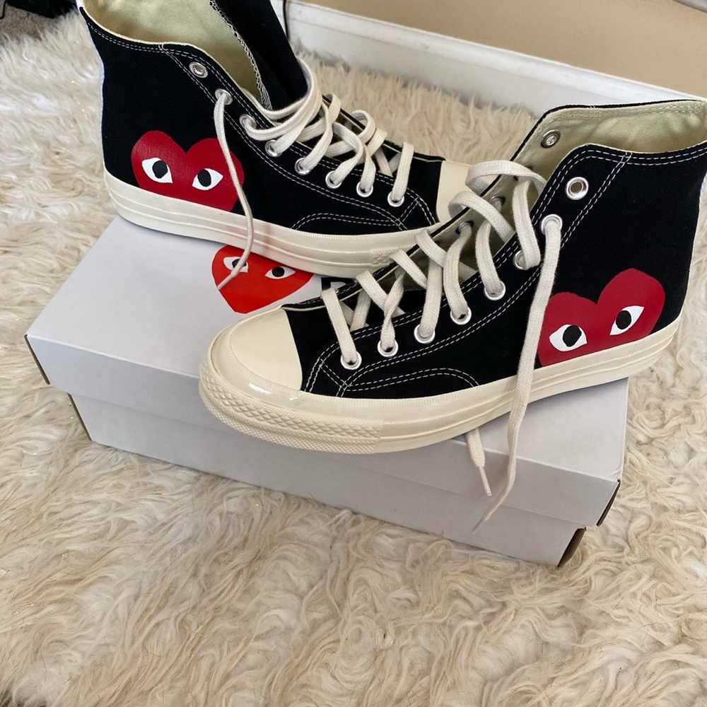 Brand new never worn cdg converse! Name your offer